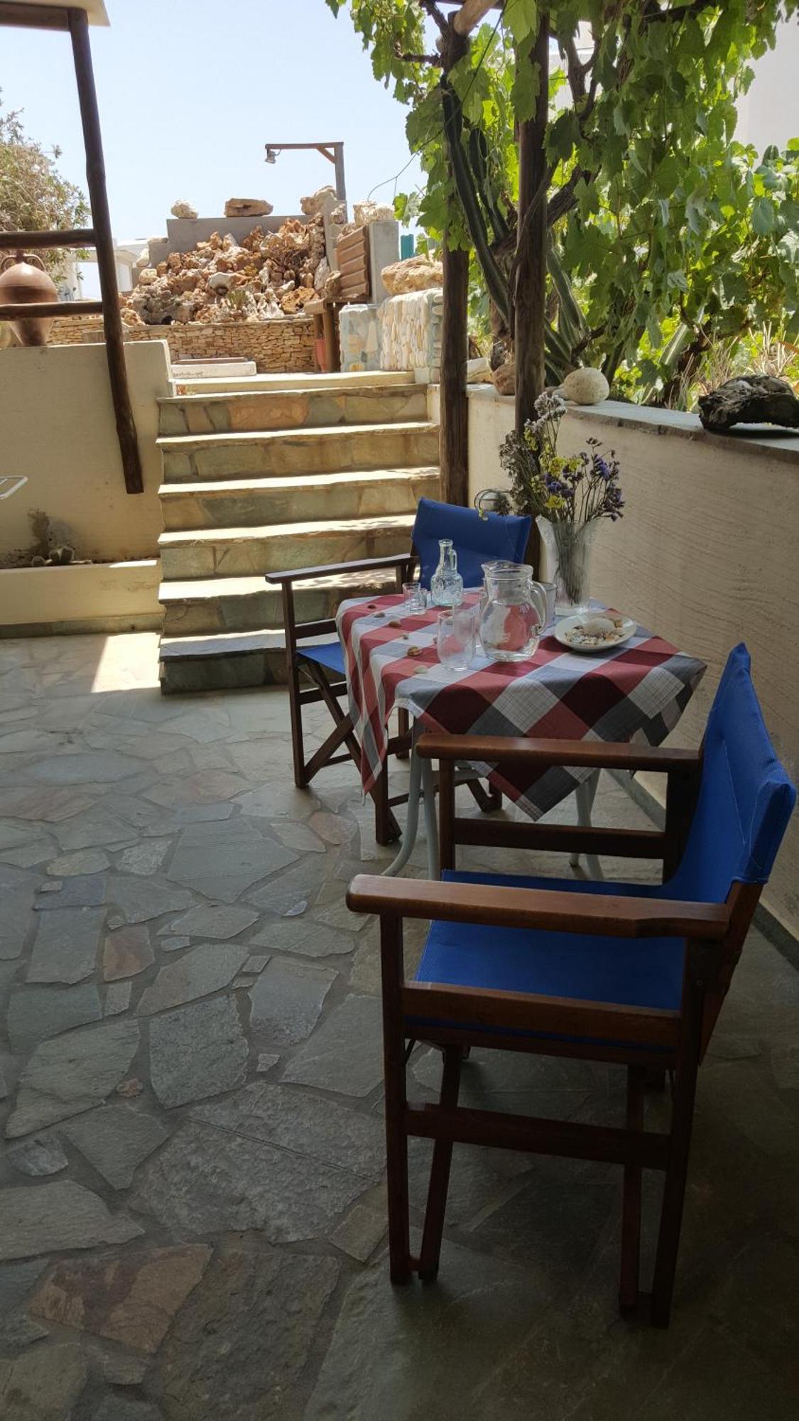 Matina'S Vineyard Hotell Mikri Vigla Rum bild