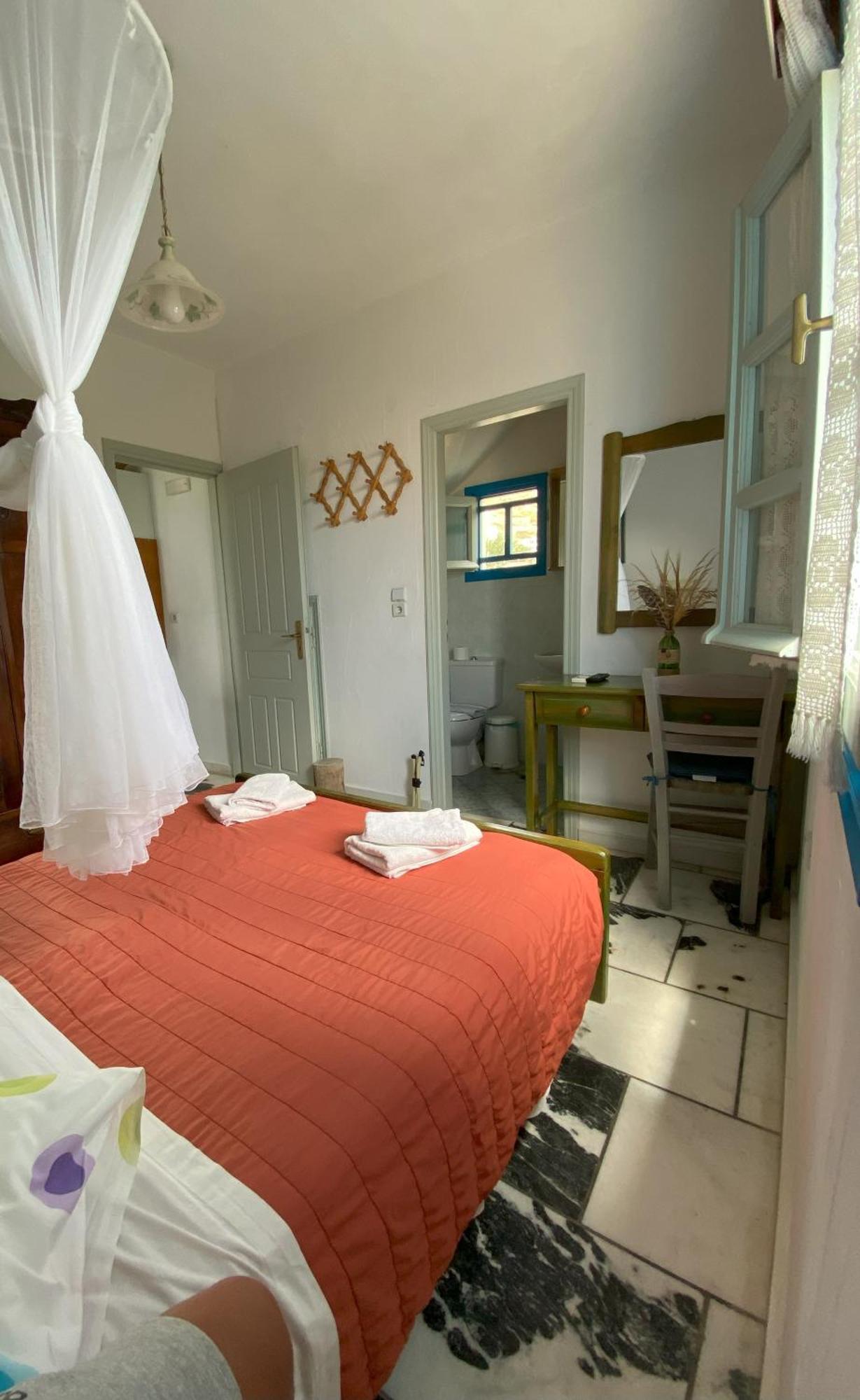 Matina'S Vineyard Hotell Mikri Vigla Rum bild